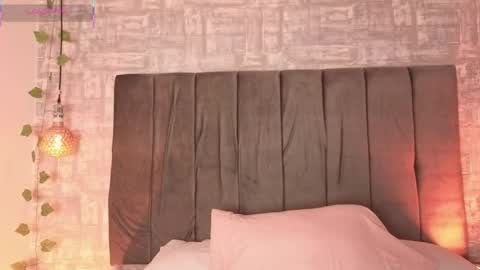 dea_athenea online show from 12/03/25, 08:07