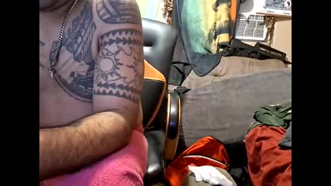 Snapshot of deadbirdink8o8 chatting on 01/08/26, 10:39 deadbirdink8o8 online show from 01/08/26, 10:39