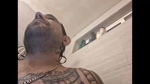 Snapshot of deadbirdink8o8 chatting on 01/17/26, 10:31 deadbirdink8o8 online show from 01/17/26, 10:31