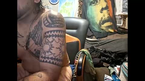 Snapshot of deadbirdink8o8 chatting on 01/18/26, 11:47 deadbirdink8o8 online show from 01/18/26, 11:47