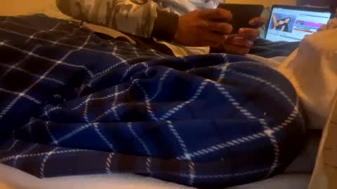 dealwithit805747 online show from 01/09/25, 02:54