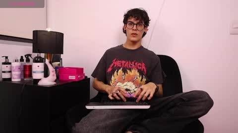 deamon_black online show from 04/22/26, 01:41