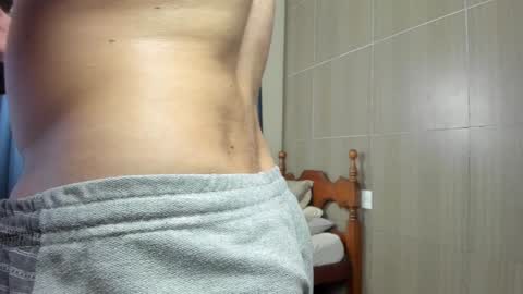 Snapshot of deanlek chatting on 01/30/25, 08:42 Dean online show from 01/30/25, 08:42