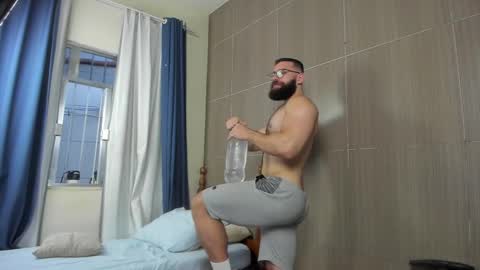 Snapshot of deanlek chatting on 02/13/25, 08:55 Dean online show from 02/13/25, 08:55