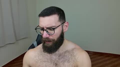 Snapshot of deanlek chatting on 10/15/25, 08:53 Dean online show from 10/15/25, 08:53