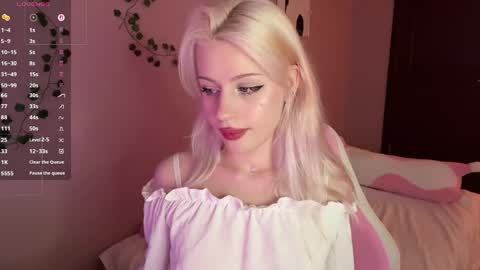 Snapshot of deannmagnie chatting on 06/09/26, 01:56 Maggie online show from 06/09/26, 01:56