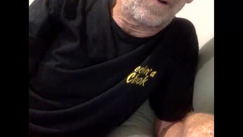 deanofflove221000 online show from 12/14/25, 03:12