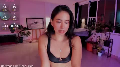 Leyla Grey online show from 10/18/25, 02:47