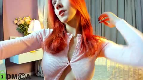 Snapshot of dearly_emily chatting on 10/12/25, 05:23 Emily GMT2 Mon 10 AM - 4 PM Wed 10 AM - 4 PM Thu 10 AM - 4 PM Fri 10 AM - 4 PM Sat 10 AM - 4 PM online show from 10/12/25, 05:23