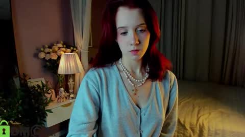 Snapshot of dearly_emily chatting on 12/21/25, 05:20 Emily GMT2 Mon 10 AM - 4 PM Wed 10 AM - 4 PM Thu 10 AM - 4 PM Fri 10 AM - 4 PM Sat 10 AM - 4 PM online show from 12/21/25, 05:20