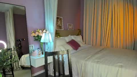 Emily GMT2 Mon 10 AM - 4 PM Wed 10 AM - 4 PM Thu 10 AM - 4 PM Fri 10 AM - 4 PM Sat 10 AM - 4 PM online show from 06/13/26, 05:22