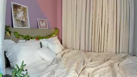 Emily GMT2 Mon 10 AM - 4 PM Wed 10 AM - 4 PM Thu 10 AM - 4 PM Fri 10 AM - 4 PM Sat 10 AM - 4 PM online show from 07/12/26, 05:26
