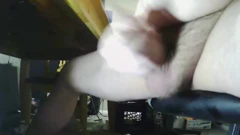 Snapshot of deathnite827 chatting on 12/22/24, 11:20 DK814 online show from 12/22/24, 11:20