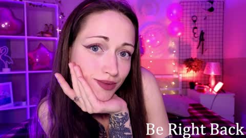 Snapshot of debbie_hanter chatting on 12/05/24, 08:00 debbie_hanter online show from 12/05/24, 08:00