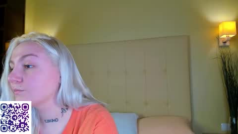 Debbie Mon Tue Fri Sun Sat GMT 3 1000am - 0400pm  online show from 02/26/26, 05:45