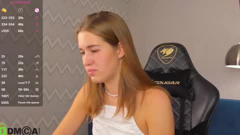 Jennifer online show from 09/16/25, 06:03