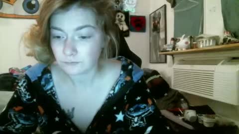 DEBBIE online show from 11/26/25, 11:33