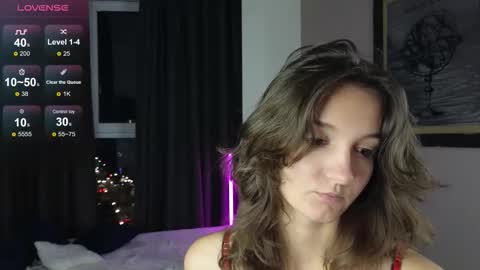 Snapshot of debihenks chatting on 09/22/25, 05:15 Eva online show from 09/22/25, 05:15