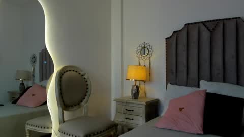 Debora online show from 02/28/25, 05:48