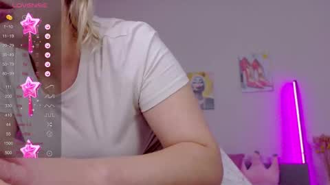 Cherry Pie online show from 11/11/25, 07:03