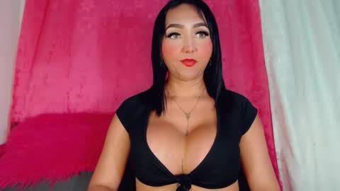 Snapshot of deboragill chatting on 06/11/26, 02:53 deboragill online show from 06/11/26, 02:53
