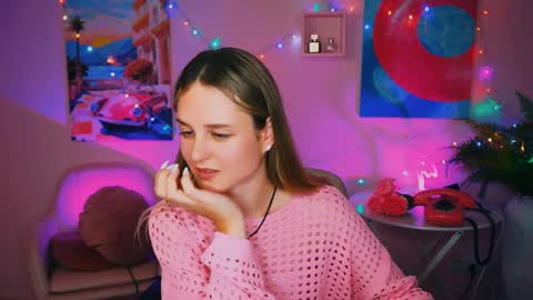 Snapshot of deboralarson chatting on 12/15/24, 11:53 Debora online show from 12/15/24, 11:53