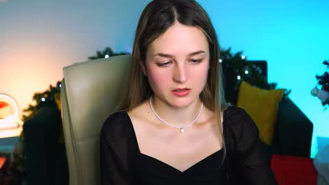 Snapshot of deboralarson chatting on 01/14/25, 04:25 Debora online show from 01/14/25, 04:25