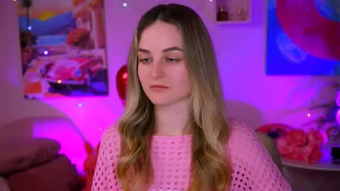 Snapshot of deboralarson chatting on 02/23/25, 08:28 Debora online show from 02/23/25, 08:28