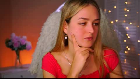 Snapshot of deboralarson chatting on 09/29/25, 07:24 Debora online show from 09/29/25, 07:24