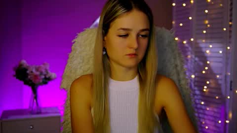 Debora online show from 11/20/25, 08:03