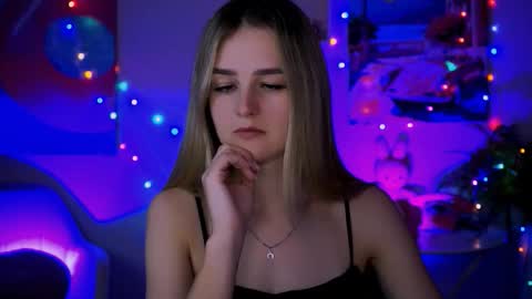 Debora online show from 12/15/25, 04:06