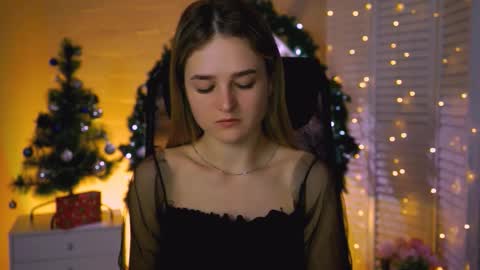 Debora online show from 12/22/25, 03:14