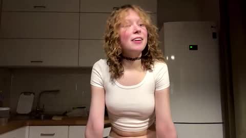 Hello My name is Sarah im new model here and little but shy. online show from 01/07/26, 05:15