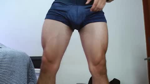 Snapshot of deconrios chatting on 02/12/25, 10:04 Santiago online show from 02/12/25, 10:04