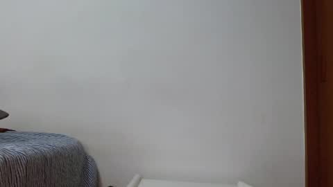 Snapshot of deconrios chatting on 02/27/25, 09:14 Santiago online show from 02/27/25, 09:14