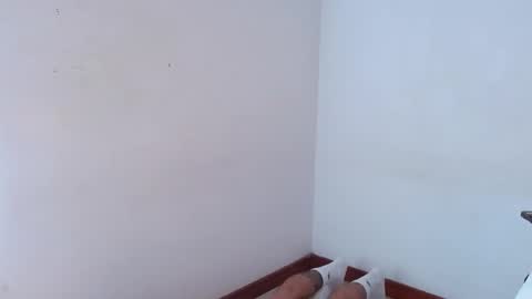 Snapshot of deconrios chatting on 03/07/25, 08:00 Santiago online show from 03/07/25, 08:00