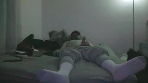 Snapshot of decoyx5o5 chatting on 01/10/26, 12:51 decoyx5o5 online show from 01/10/26, 12:51