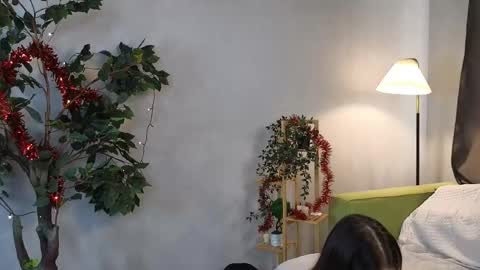 Lily online show from 01/15/26, 08:41