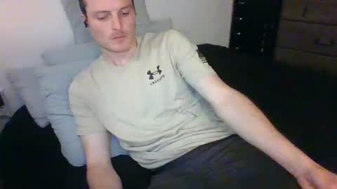 Snapshot of dee4dayz19 chatting on 11/20/25, 02:34 Dee4dayz online show from 11/20/25, 02:34