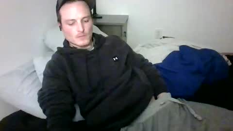 Snapshot of dee4dayz19 chatting on 12/04/25, 12:09 Dee4dayz online show from 12/04/25, 12:09