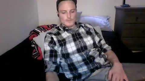 Snapshot of dee4dayz19 chatting on 12/19/25, 08:38 Dee4dayz online show from 12/19/25, 08:38