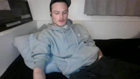 Snapshot of dee4dayz19 chatting on 01/07/26, 02:14 Dee4dayz online show from 01/07/26, 02:14