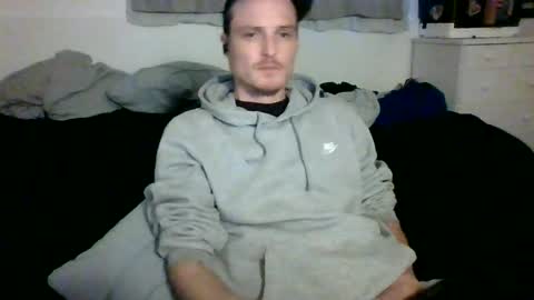 Snapshot of dee4dayz19 chatting on 07/07/26, 01:30 Dee4dayz online show from 07/07/26, 01:30