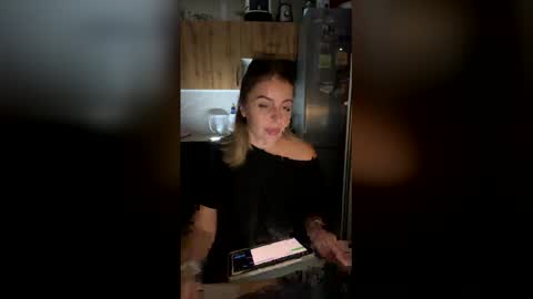 deean12 online show from 04/01/26, 06:49