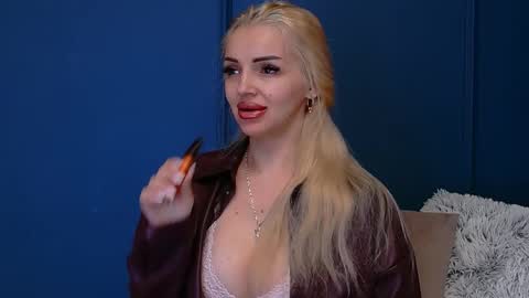 DeeaVIP online show from 03/27/26, 05:57