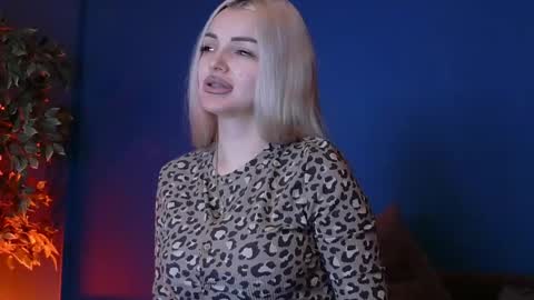 DeeaVIP online show from 04/22/26, 04:37