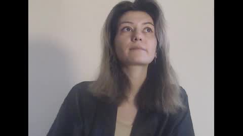 Snapshot of deelightfull chatting on 01/04/25, 09:32 Deelightfull online show from 01/04/25, 09:32