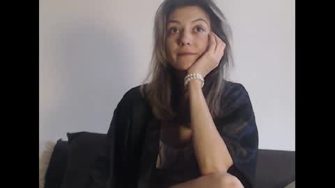 Snapshot of deelightfull chatting on 01/20/25, 11:56 Deelightfull online show from 01/20/25, 11:56