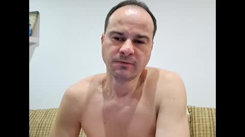 deep4u2023 online show from 11/19/25, 11:54