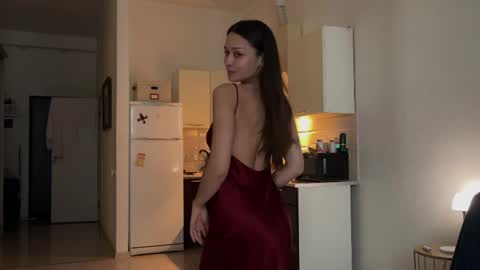 deepcute_ online show from 04/19/26, 03:00